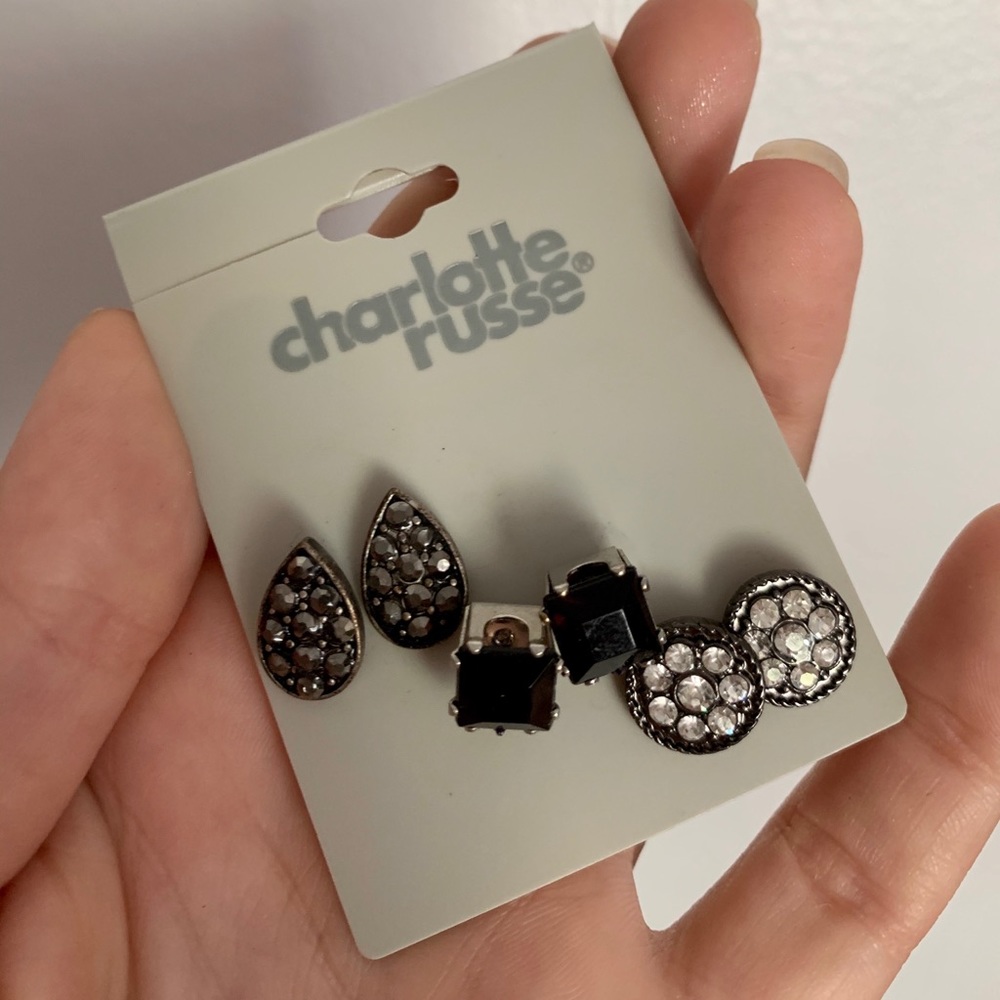 ✅3 pair Charlotte Russe earrings